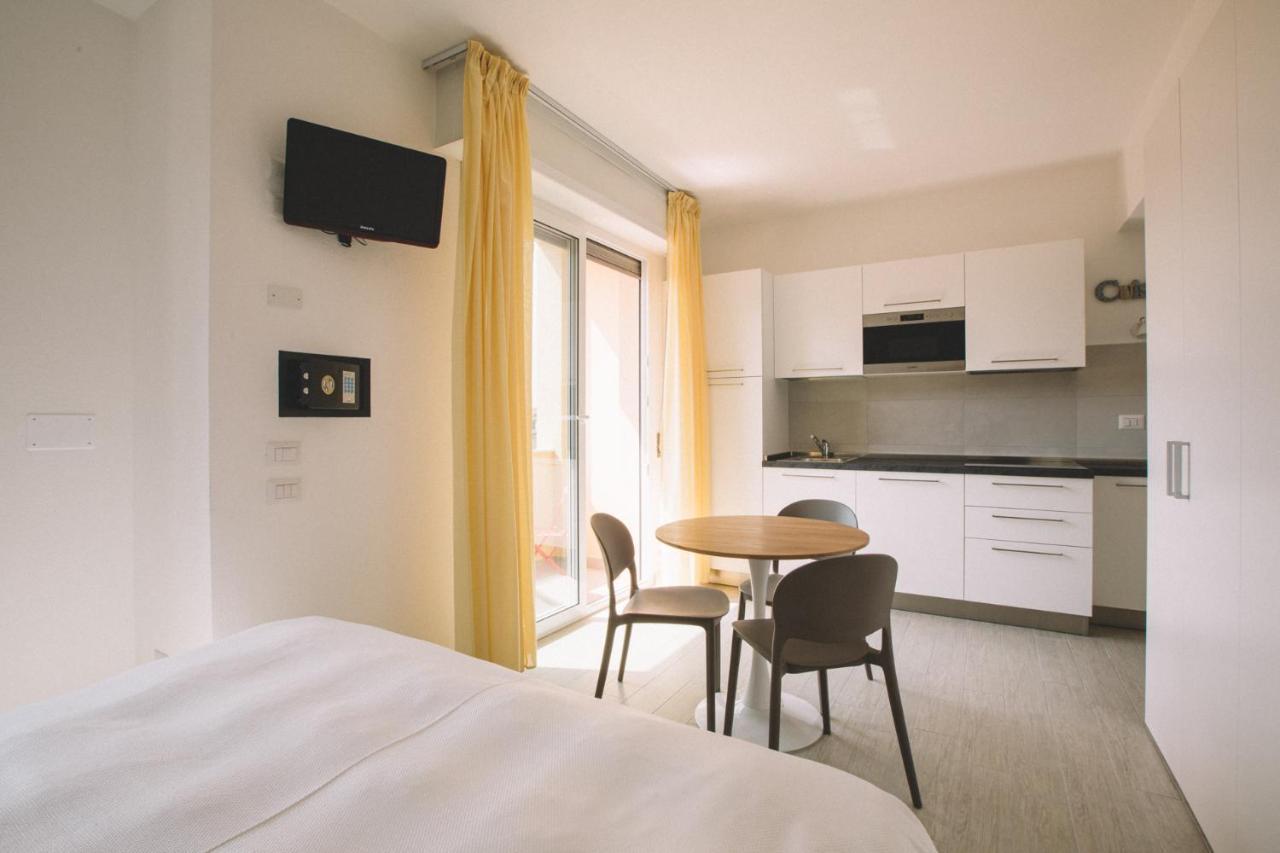 Hotel Residence La Palma Finale Ligure Exterior photo